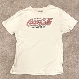 Coca Cola Off White Graphic T-Shirt unisex size M